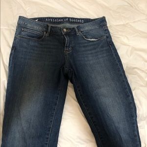 ARTICLES OF SOCIETY SKINNY JEANS!!